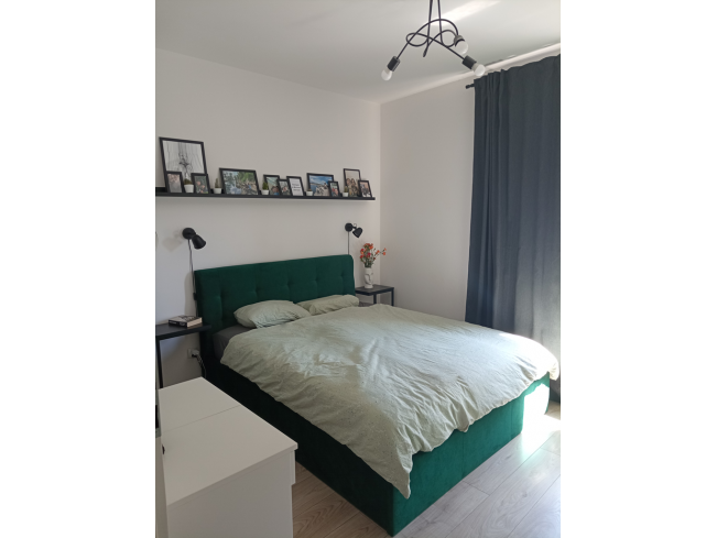 Łóżko tapicerowane Joko 120 Riviera 81 granatowy